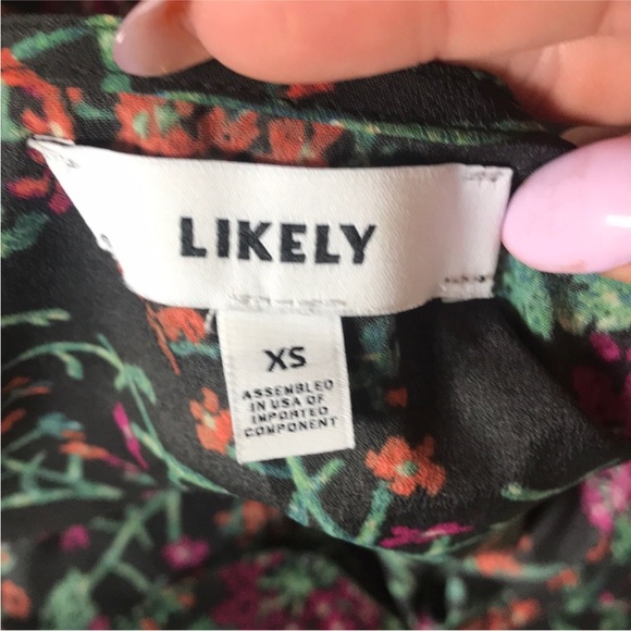 LIKELY RUFFLE TOP - Picture 5 of 12